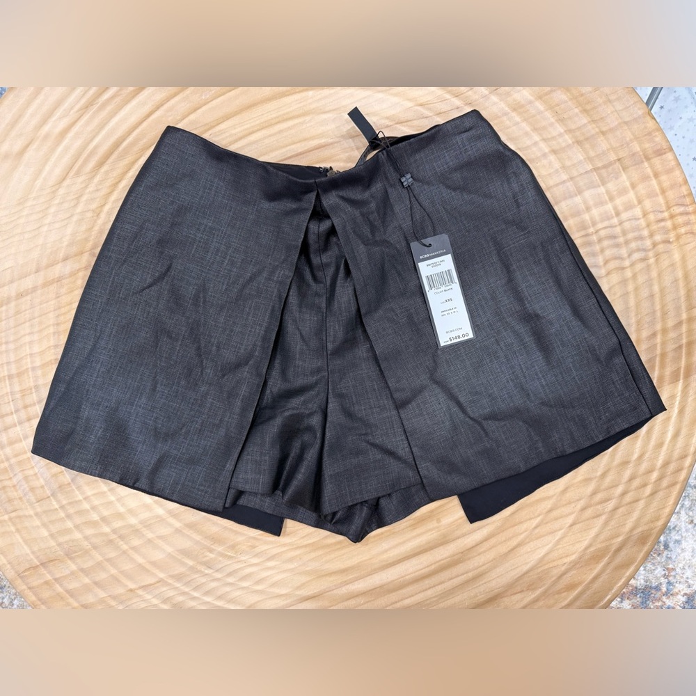 BCBGMaxAzria Charcoal Gray Women's Skorts